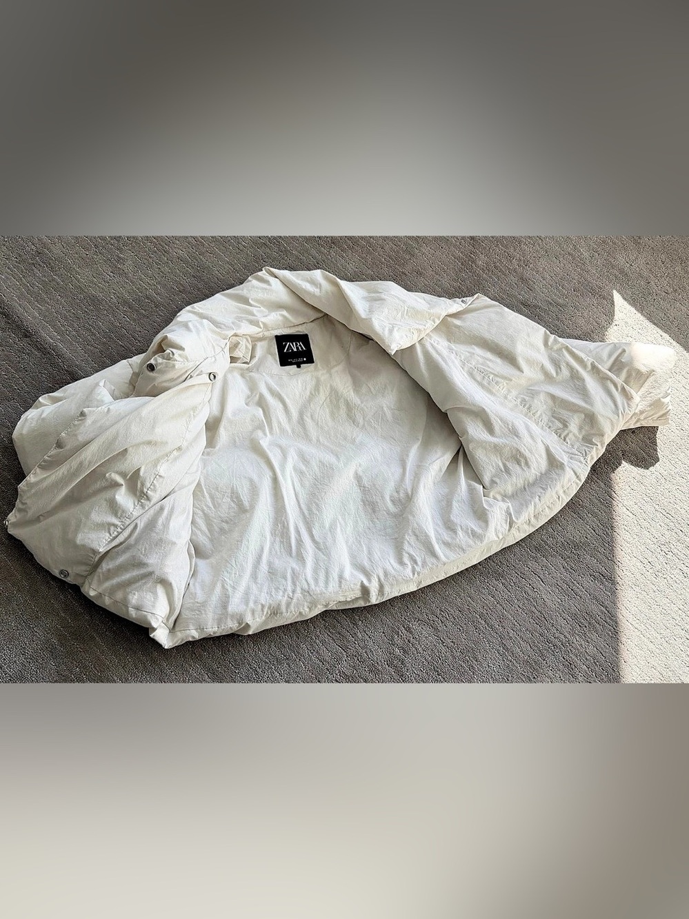 ZARA White Puffer Jacket. - Picture 6 of 12